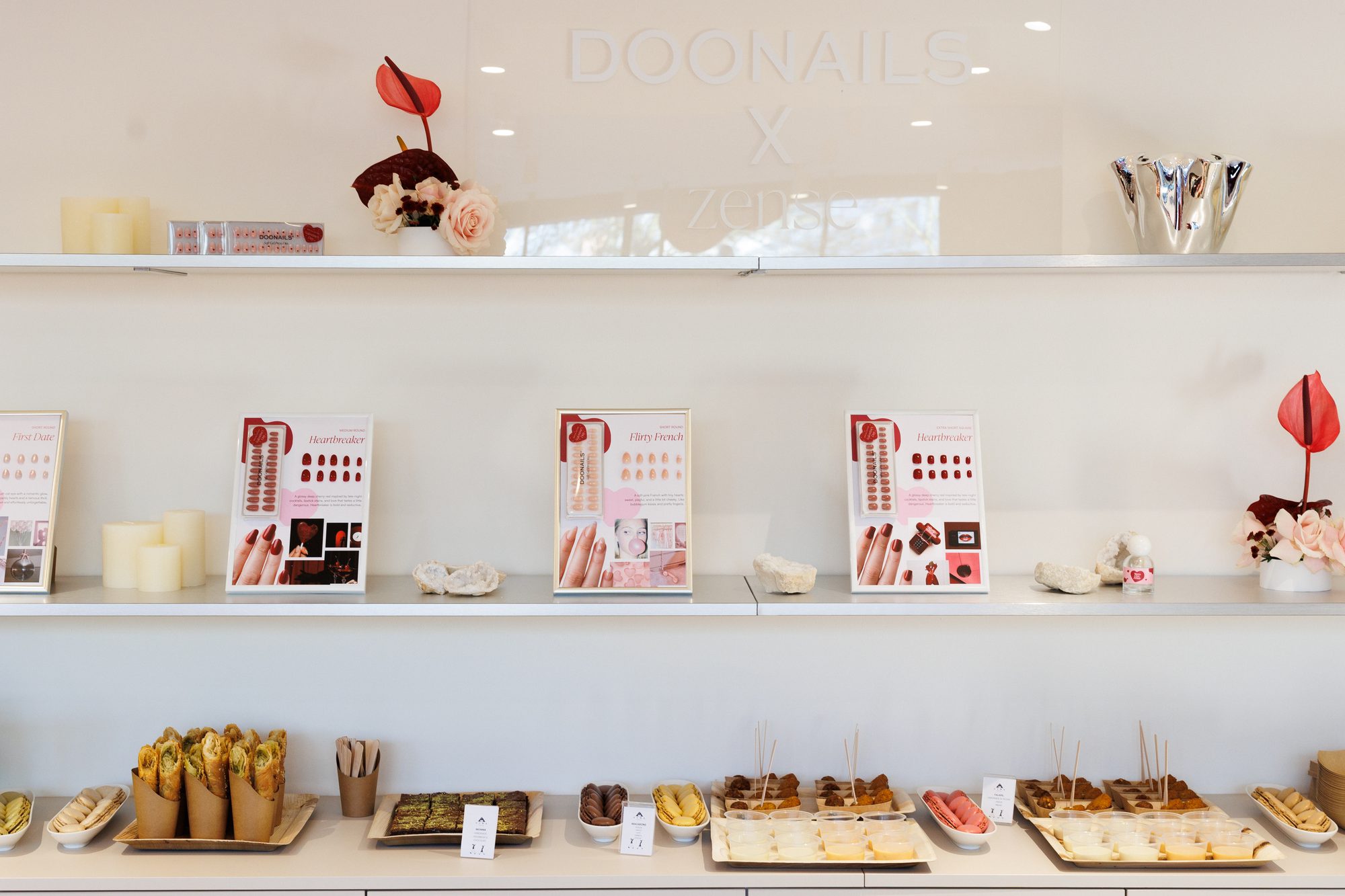 Branding-Wand und Catering beim Firmenevent